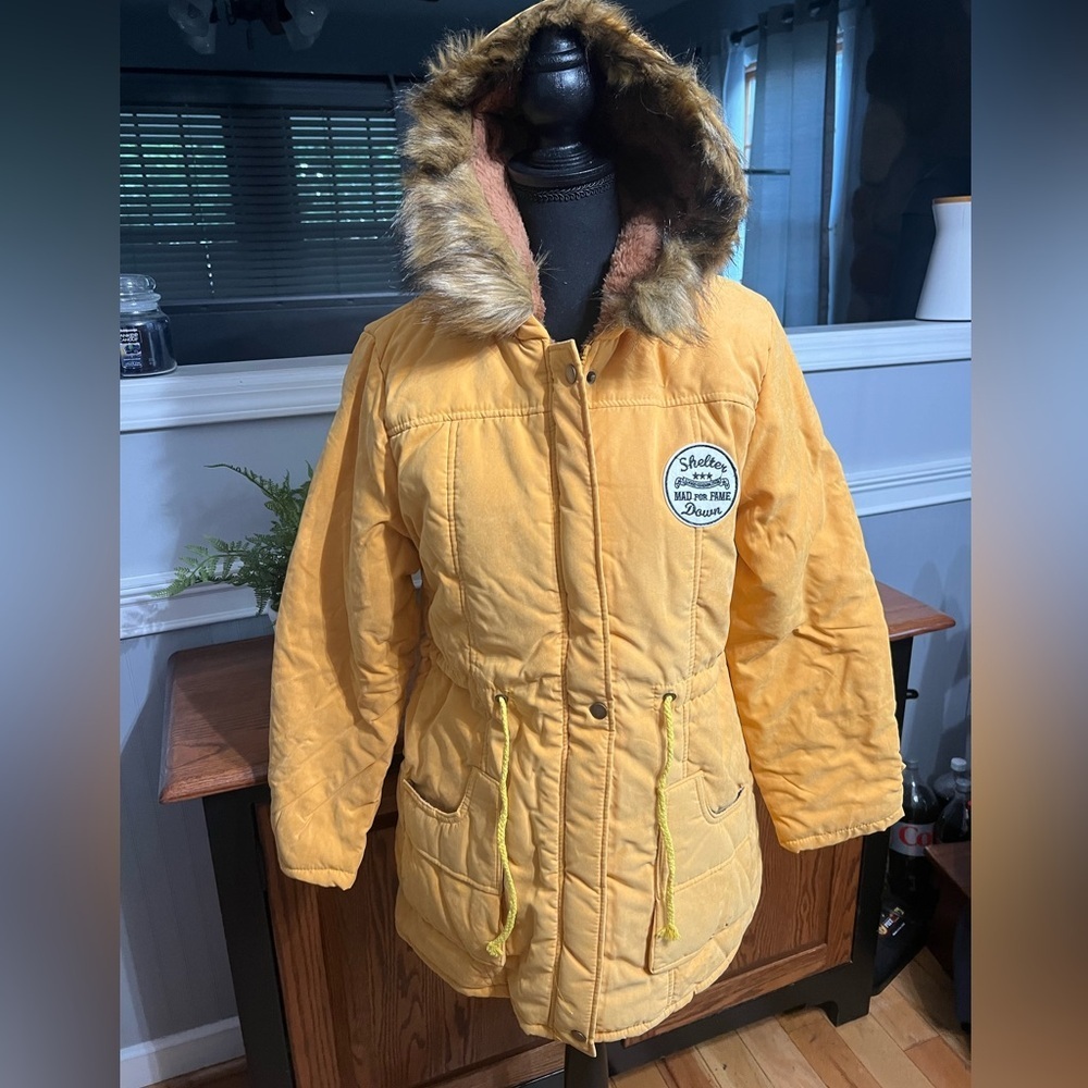 Coat-Women’s Fleece Lined Hooded Jacket